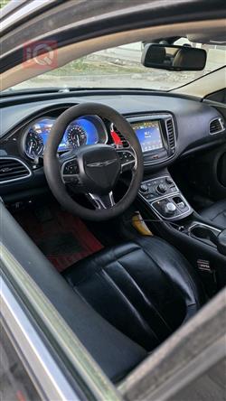 کرایسلەر 200